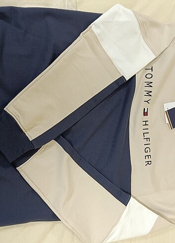 Tommy Hilfiger Çok uygun fiyatlarla
