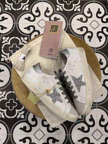 Golden Goose