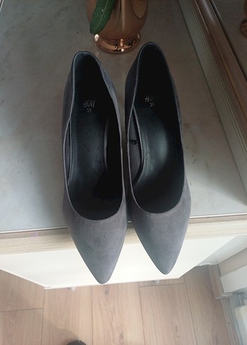 H&M Stiletto Kadın Süet Ayakkabı - Görsel 3