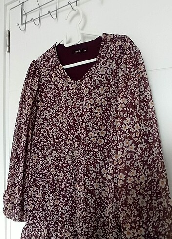 38 Beden bordo Renk Bordo çiçekli şifon elbise