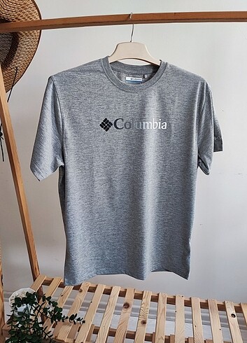 Orijinal Columbia Tişört