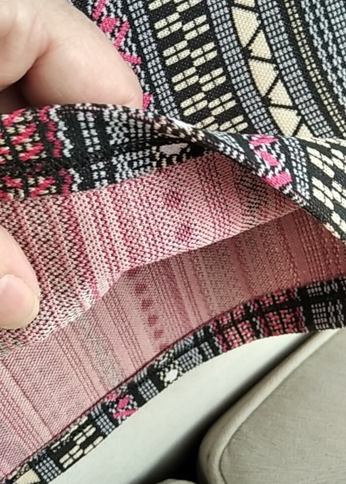 Bedeni saran otantik desenli streç kalem etek  - Görsel 4