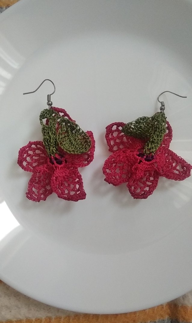 El yapımı Dantel Çiçek Desenli Pembe Otantik Küpe - Görsel 2