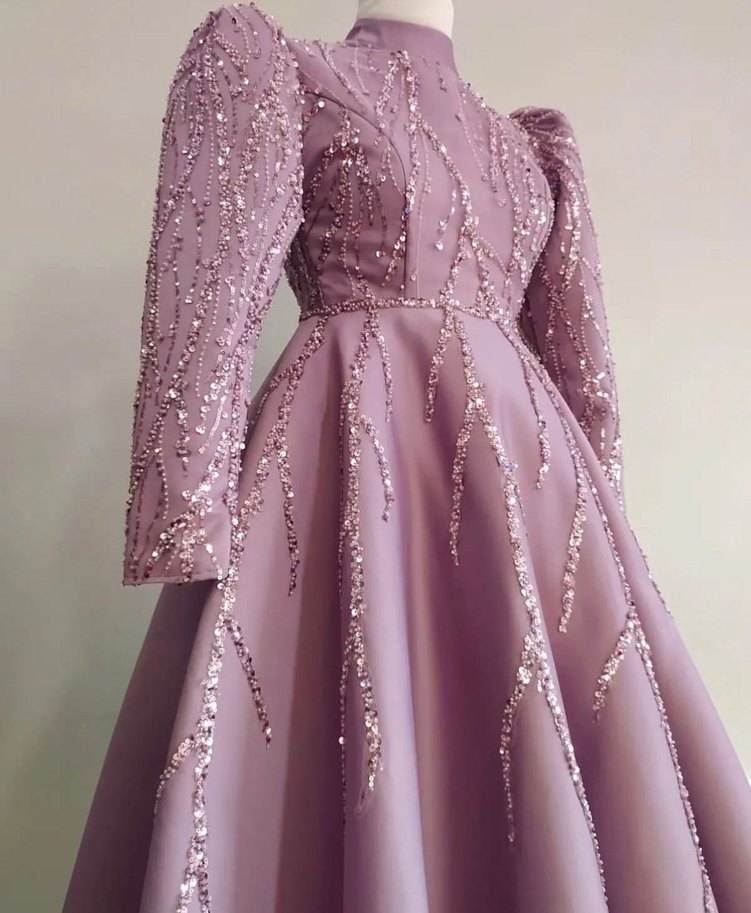 Uzun Kollu İşlemeli Lila Abiye Elbise - Görsel 2