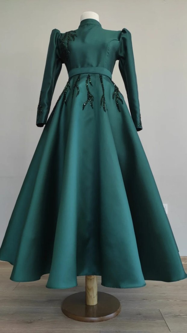 Yeşil Uzun Kollu İşlemeli Abiye Elbise - Görsel 2