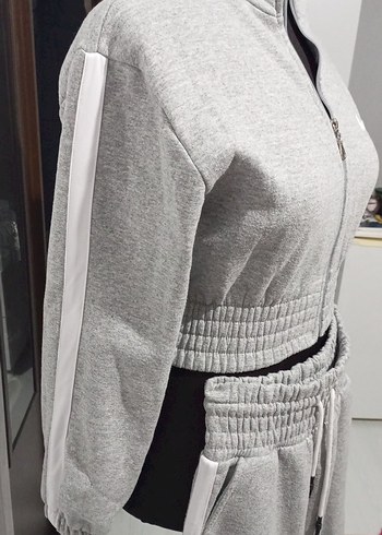 Gri Bel Detaylı krop Kadın Eşofman takımı - Görsel 4