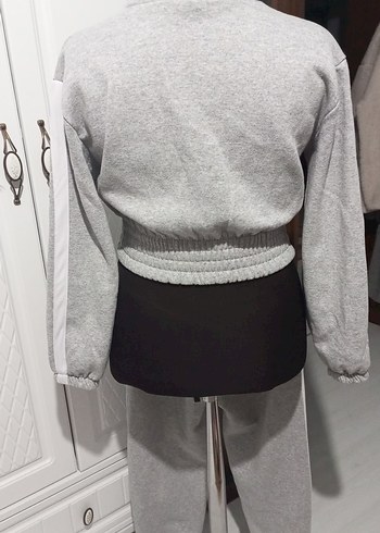 Gri Bel Detaylı krop Kadın Eşofman takımı - Görsel 2