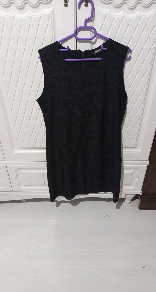 Siyah Dantelli Yüksek Yakalı Midi Elbise - Görsel 4