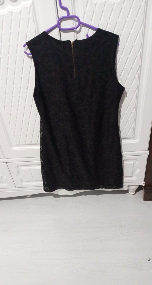 Siyah Dantelli Yüksek Yakalı Midi Elbise - Görsel 5