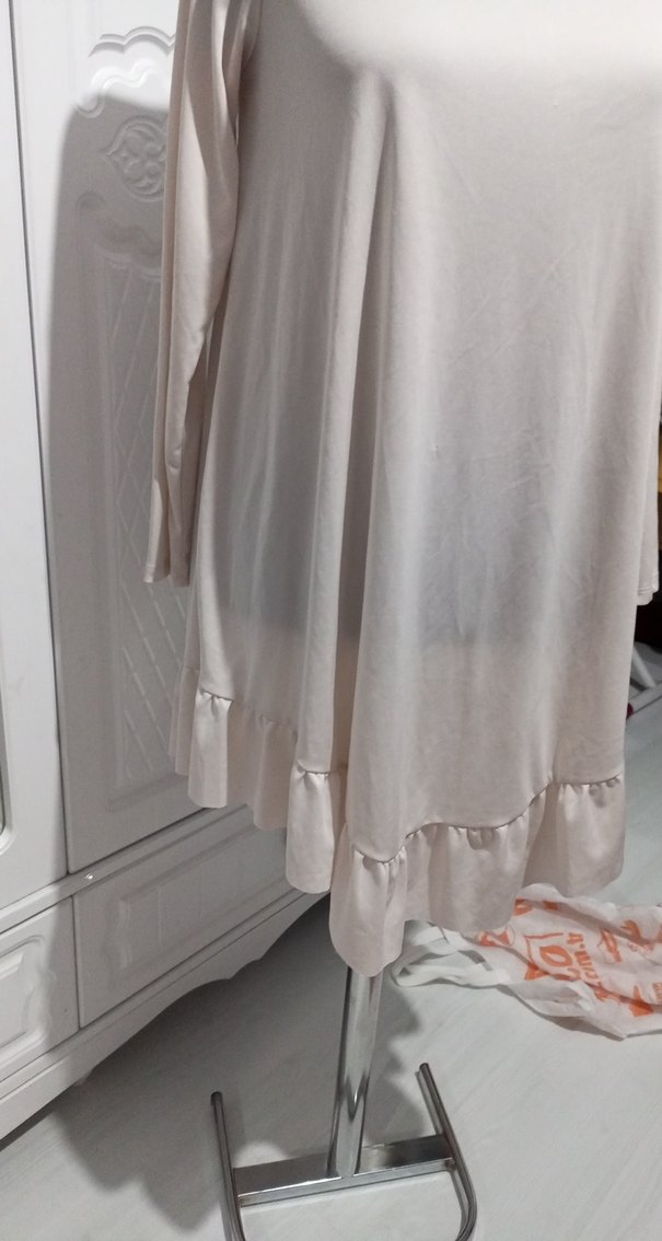 Bej Kadın Uzun Kollu Fırfırlı Tunik - Görsel 4