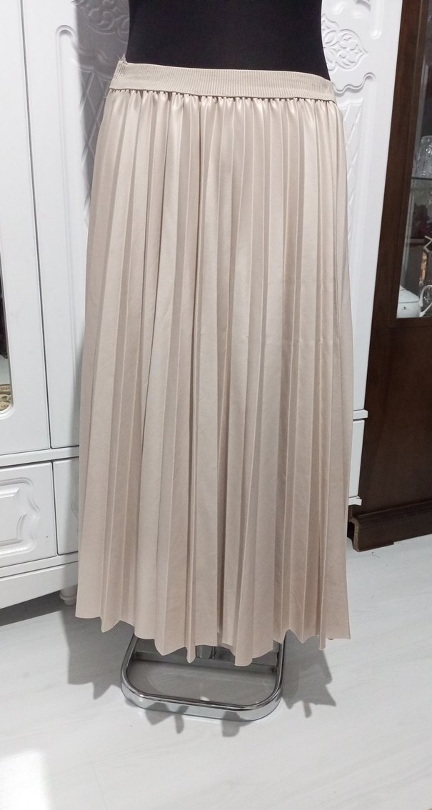 Bej Pileli Uzun Kadın Etek - Görsel 2