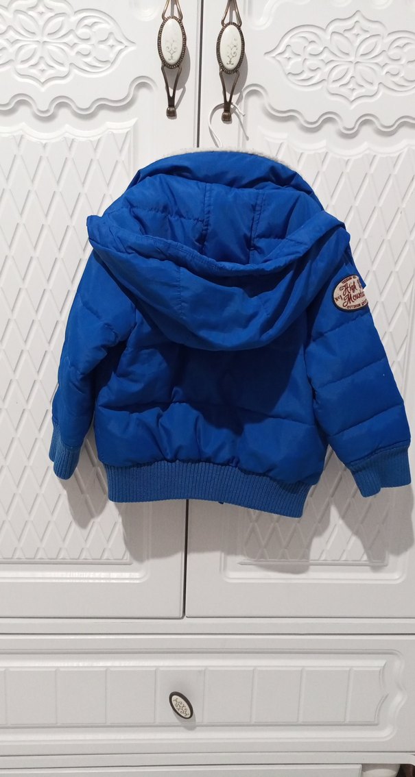 Mavi Erkek Çocuk Kapüşonlu Mont - Görsel 3