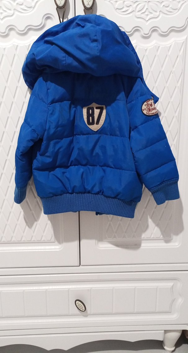 Mavi Erkek Çocuk Kapüşonlu Mont - Görsel 2