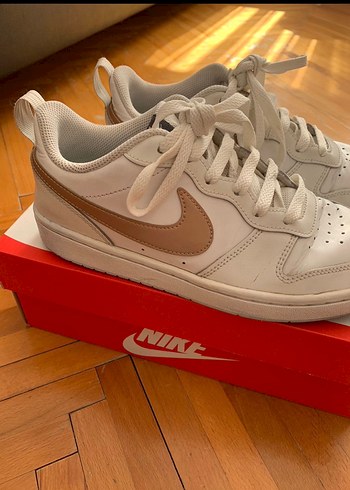 Nike Beyaz Spor Ayakkabı - Görsel 4