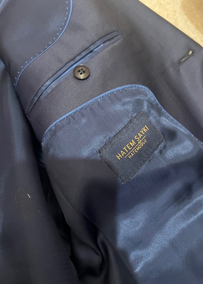 Hiç giyilmemiş takım elbise - Görsel 2