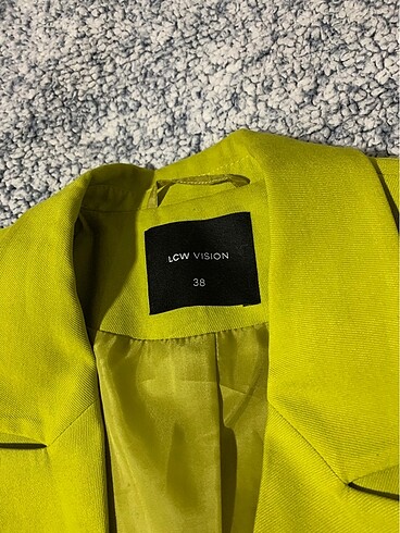 LC Waikiki Blazer Crop Ceket