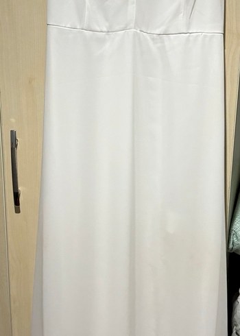 Beyaz kurdeleli çekim elbisesi - Görsel 4