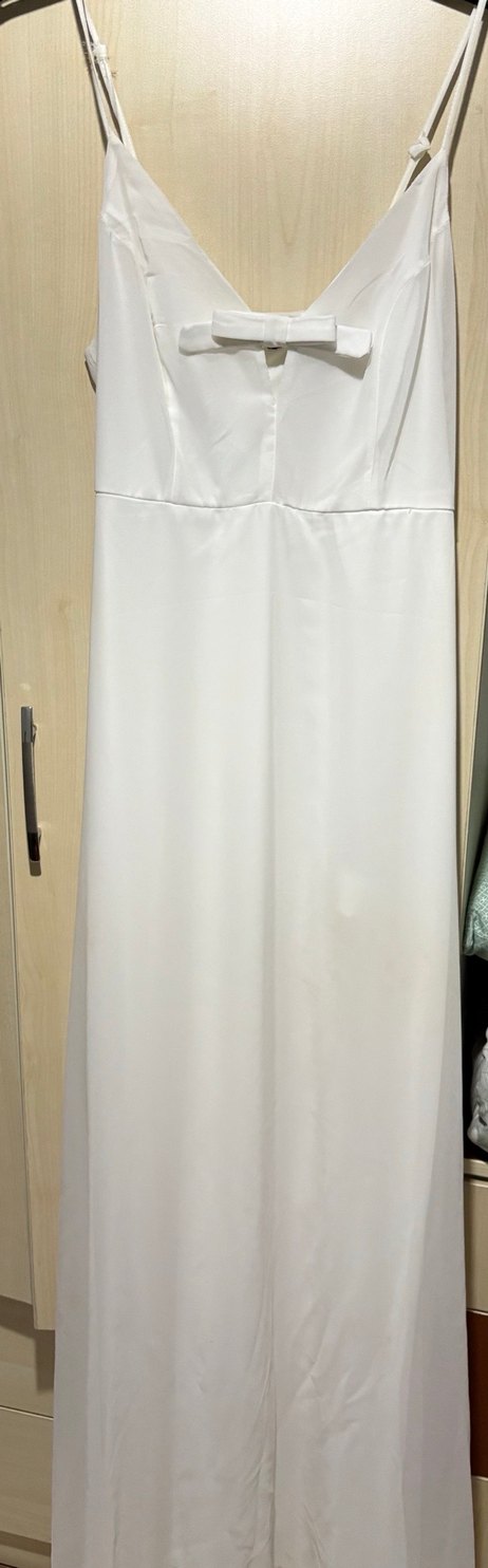 Beyaz kurdeleli çekim elbisesi - Görsel 4