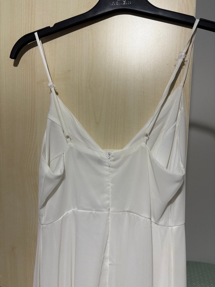 Beyaz kurdeleli çekim elbisesi - Görsel 2