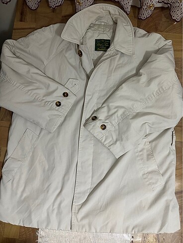 Oversize Beyaz Mont