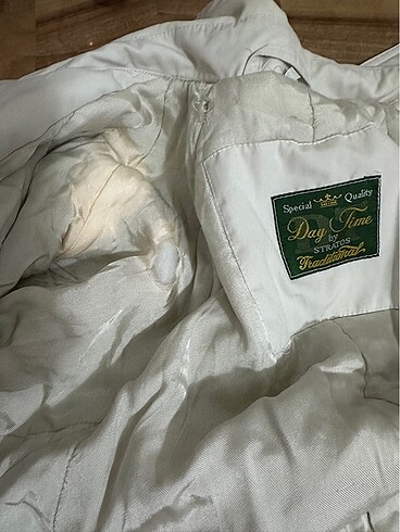 Burberry Oversize Beyaz Mont