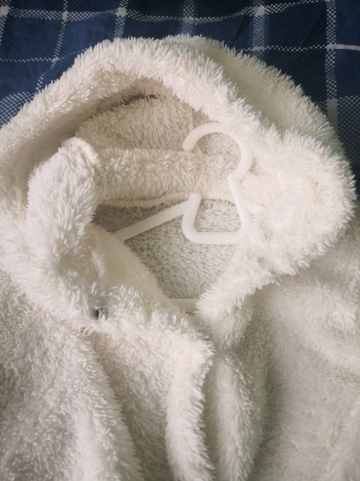 Kapüşonlu Beyaz Bebek Tulum - Görsel 3