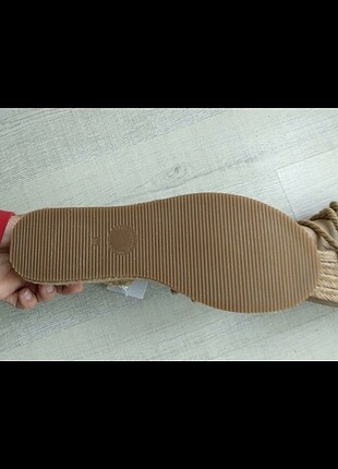 Pull and Bear Hasır sandalet
