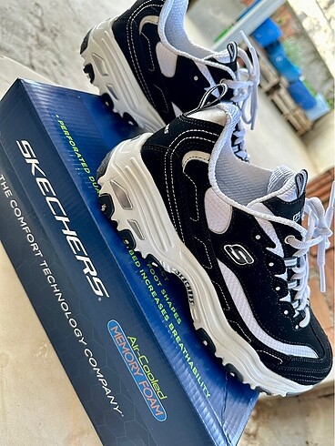 Skechers Skechers D lites siyah beyaz 41 numara