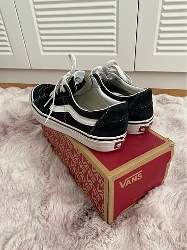 38,5 Beden Vans ayakkabı