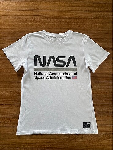 H&M t-shirt