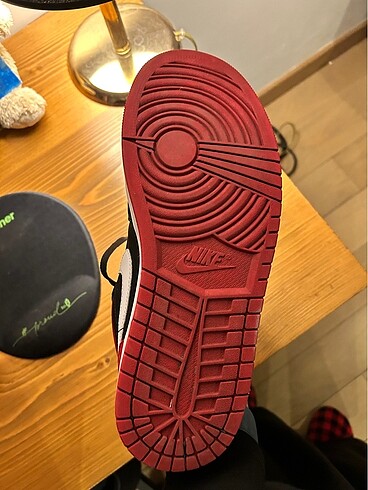 44 Beden kırmızı Renk Nike air