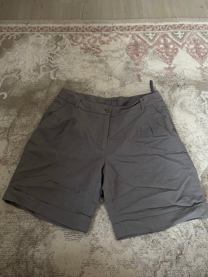 Gri Keten Rahat Kesim Kadın Bermuda Şort - Görsel 2