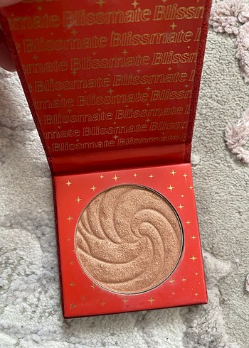 Starry Shine Parlak Bordo Far Paleti - Görsel 3