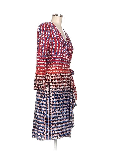 BCBG Maxazria BCBG Maxazria Kısa Elbise %70 İndirimli.