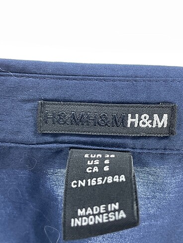 36 Beden çeşitli Renk H&M Gömlek %70 İndirimli.