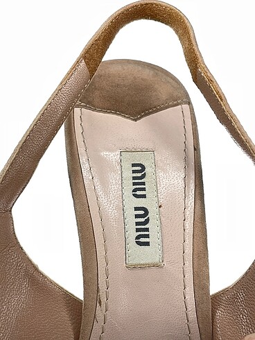 Miu Miu Platform %70 İndirimli. - Görsel 4