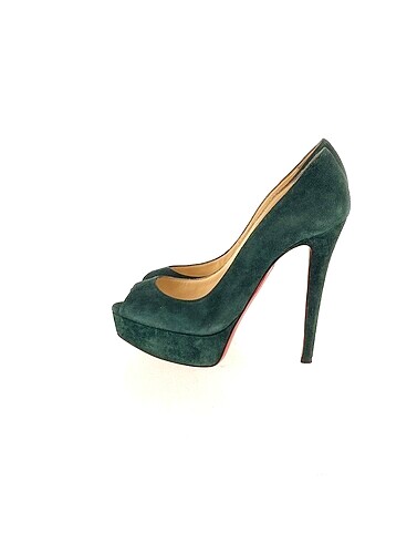 Christian Louboutin Platform %70 İndirimli.