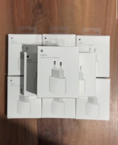 Apple 20W Hızlı şarj başlığı
