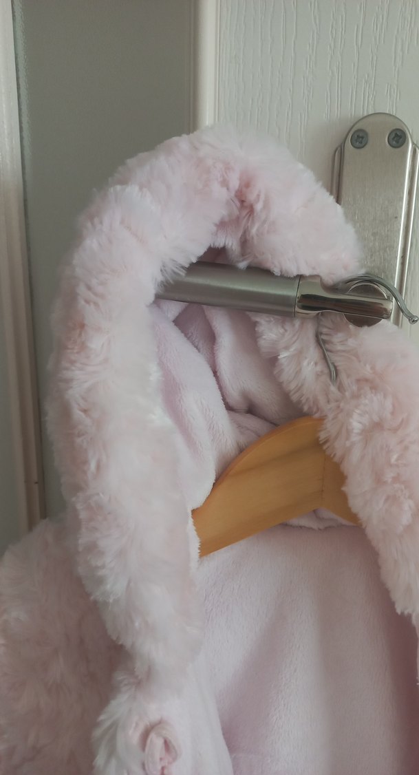 Kız Bebek Pembe Kürklü Tulumu - Görsel 4