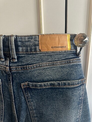 36 Beden mavi Renk Stradivarius Mom Slim Fit Jean Pantolon