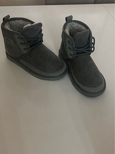 Gri ici yunlu ugg