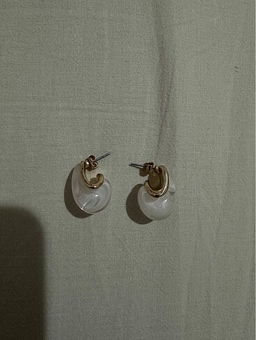 Beden stradivarius gold küpe seti