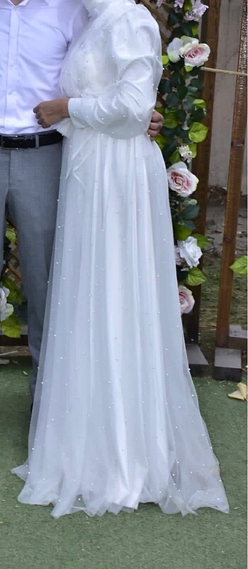 l Beden beyaz Renk 1 Defa Giyilmiş inci detaylı nikah elbisesi