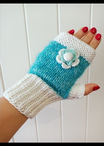 Turkuaz Çiçekli Örgü Parmaksız Eldiven - Görsel 5
