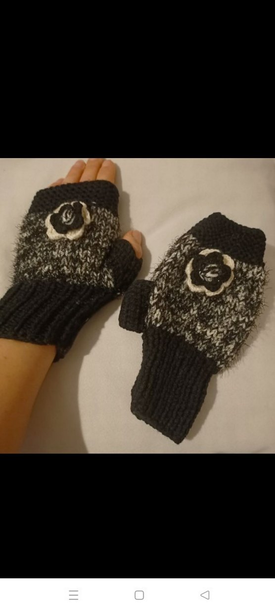 Gri Örgü Parmaksız Kadın Eldiveni - Görsel 4