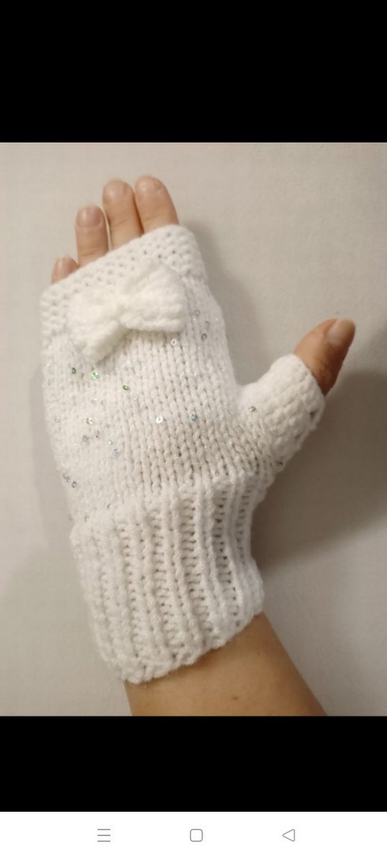 Yarım Parmak Örgü Kadın Eldiven Beyaz - Görsel 3