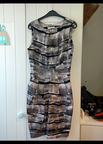 Gri Desenli Midi Pilili Kolsuz Ofis Elbisesi - Görsel 7