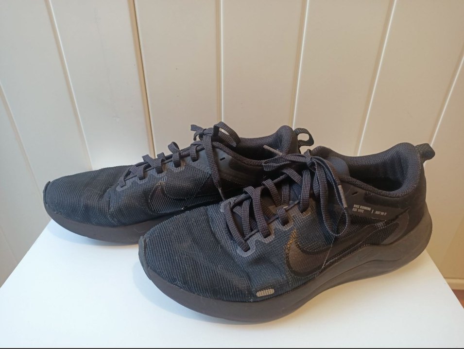 Nike Running est1972 Siyah Spor Ayakkabı - Görsel 3