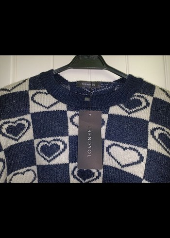 Trendyol Kareli Kalp Desenli Örgü Kadın Crop Kazak - Görsel 2