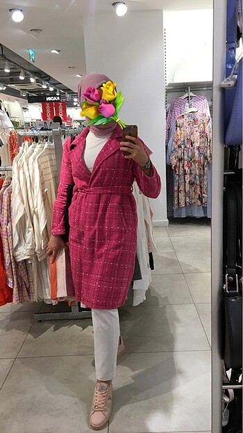 PEMBE TÜVİT KUMAŞ TRENÇ